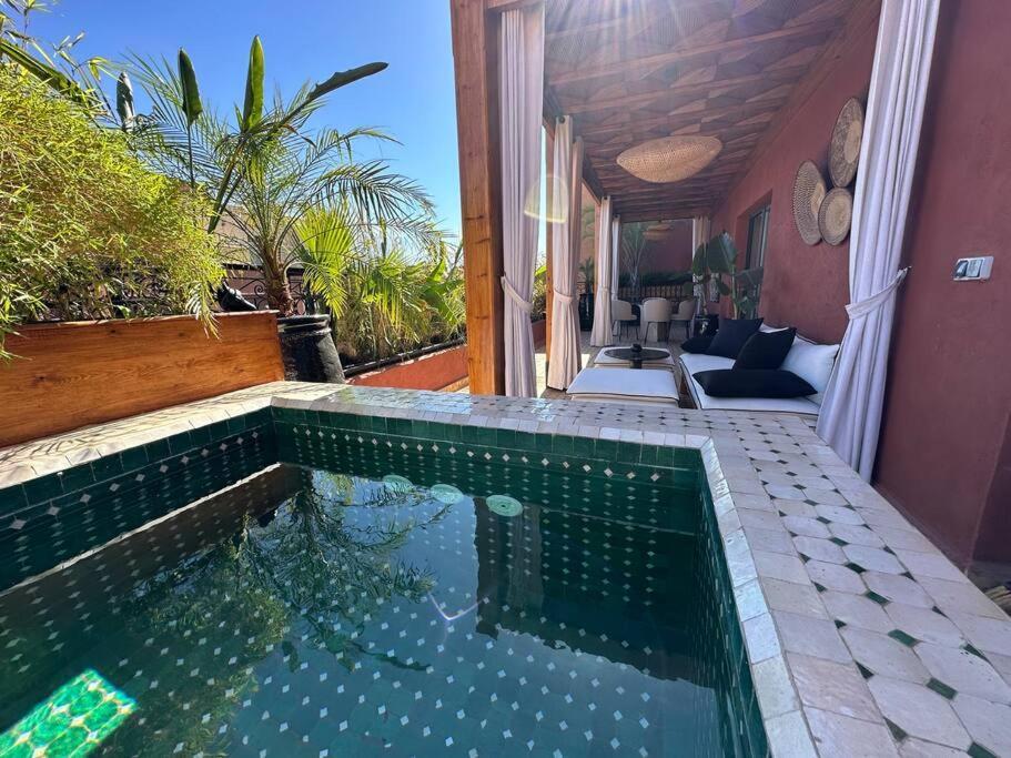 Roof Terrasse Centre-gueliz Jacuzzi شقة *